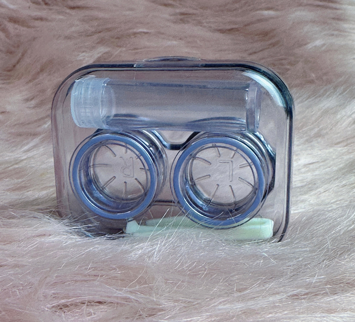 Crystal kit (kit to facilitate contact lens positions)